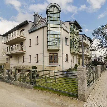 Executive With Sauna By Grand アパート ソポト