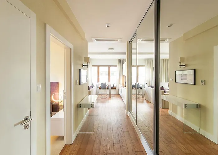 Executive With Sauna By Grand Apartman