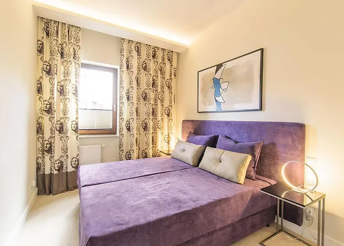 Executive With Sauna By Grand *